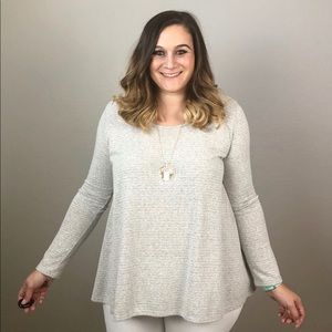 NWT Everleigh Swing Style Blouse